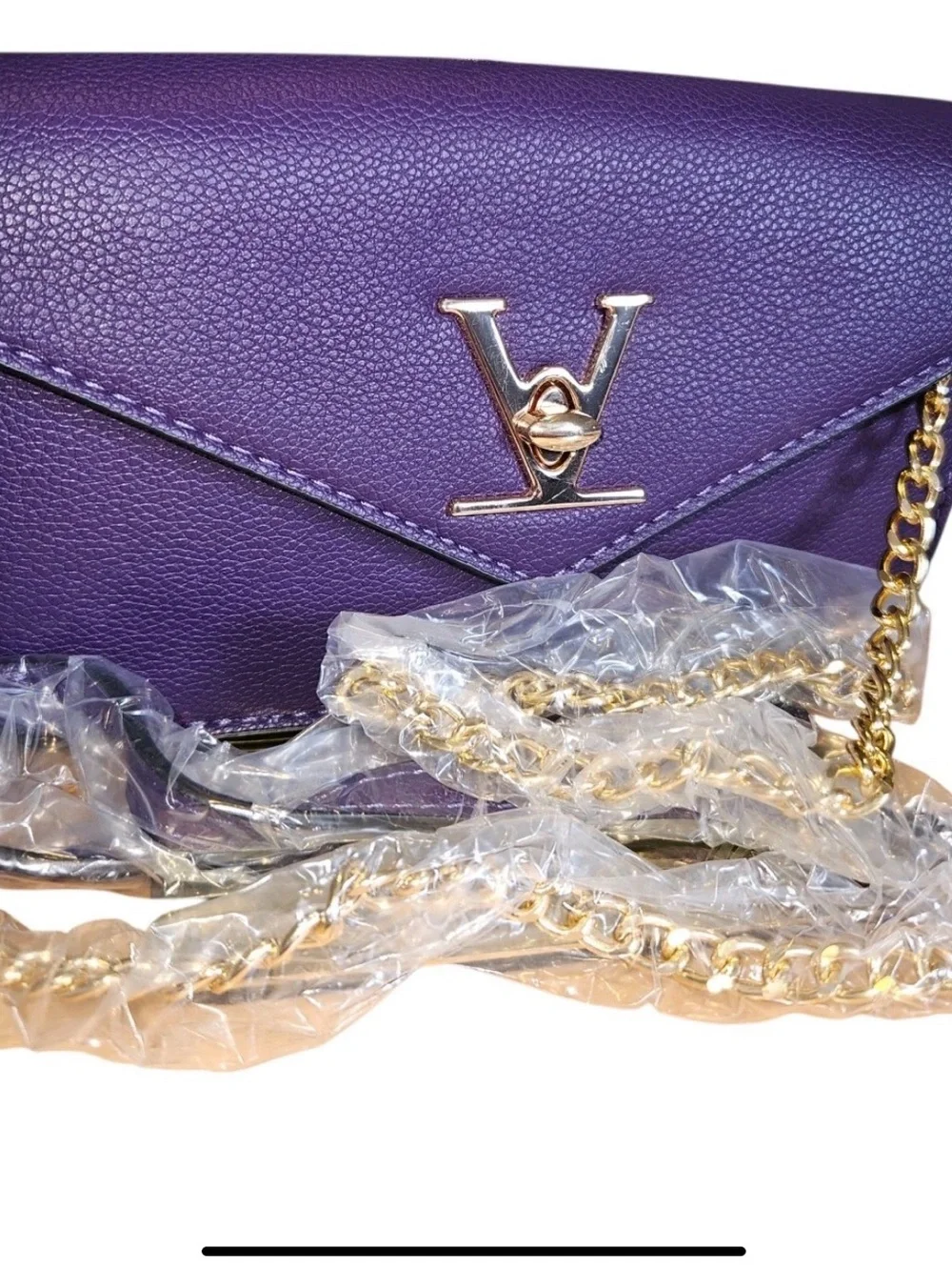 Luxury Purple Crossbody Wallet with Gold Chain